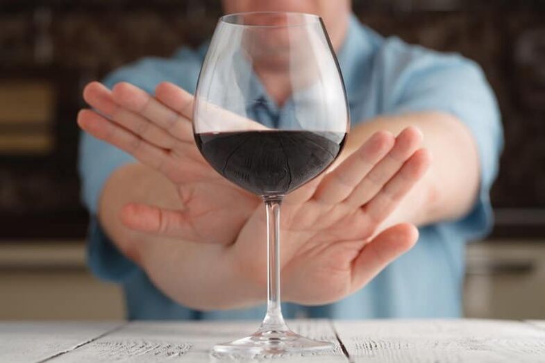 Traitement de l'alcoolisme par alcozar gouttes